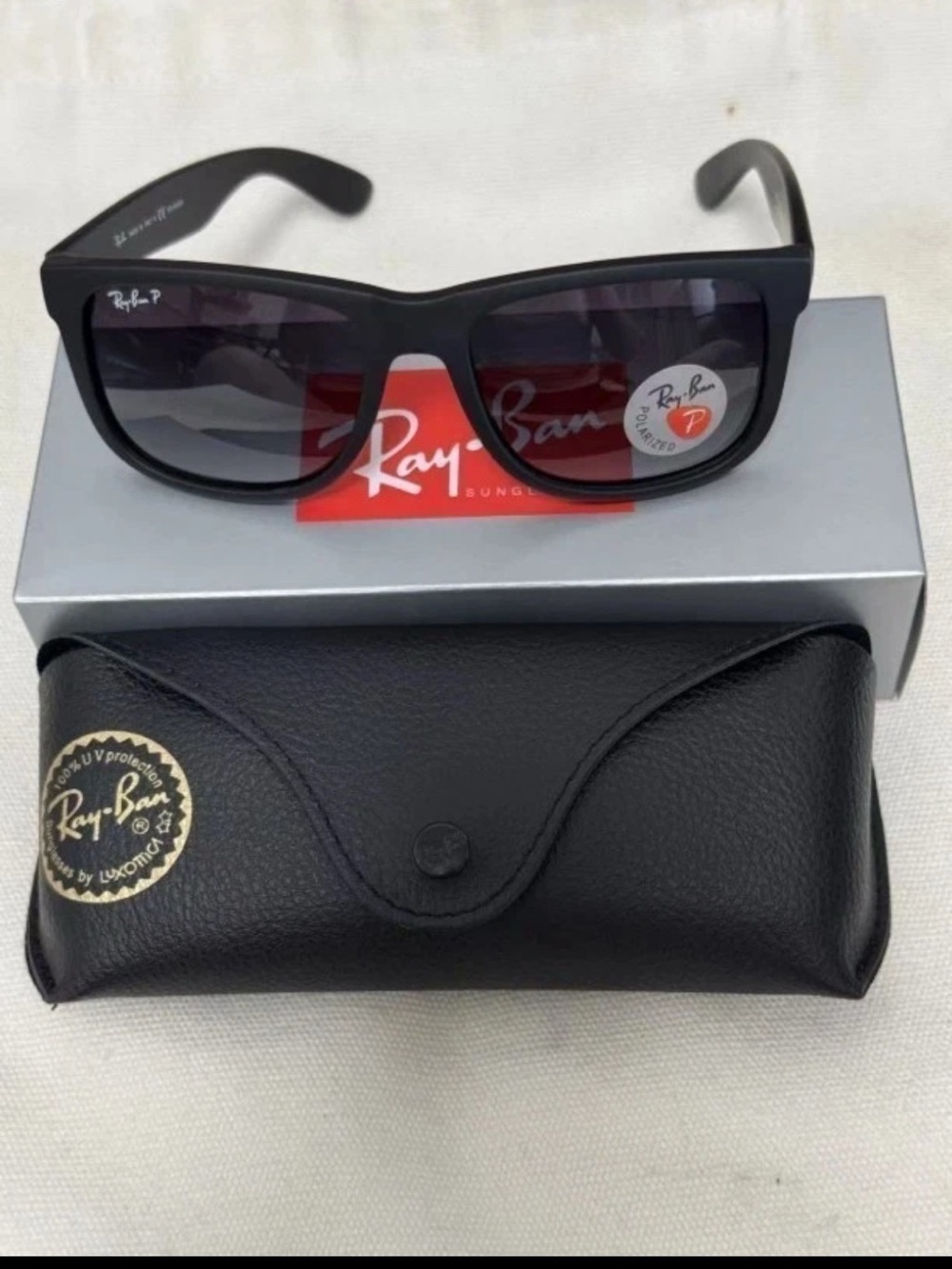 Ray-Ban Men’s Black Frame with Dark Gray Lenses Sunglasses